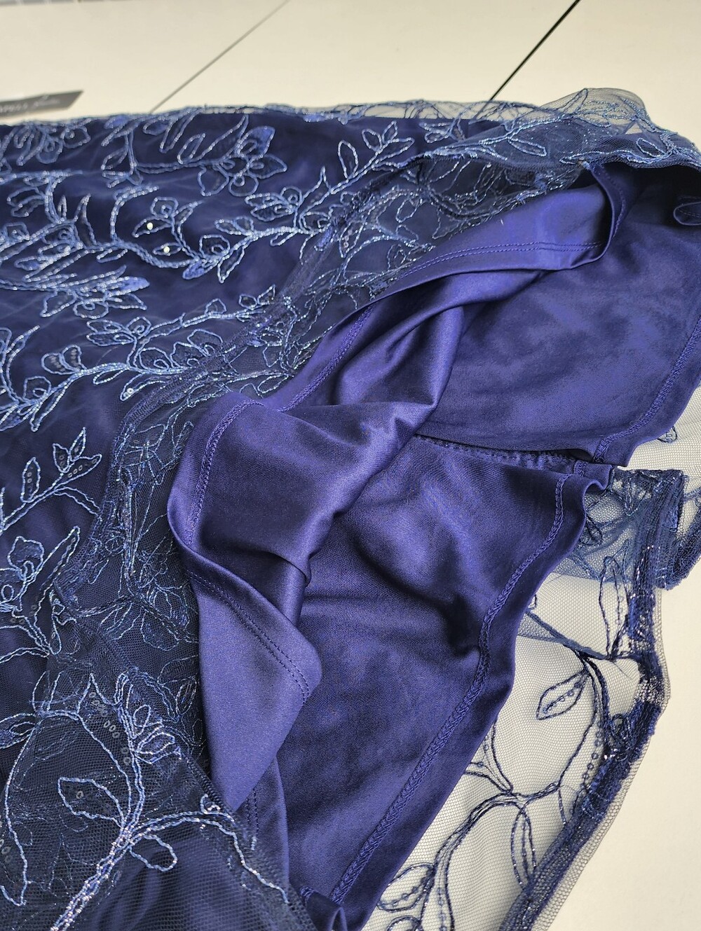 NWT Papell Studio Women's Navy Blue Floral Sequin Embroidered Midi Dress 8 - Picture 15 of 16
